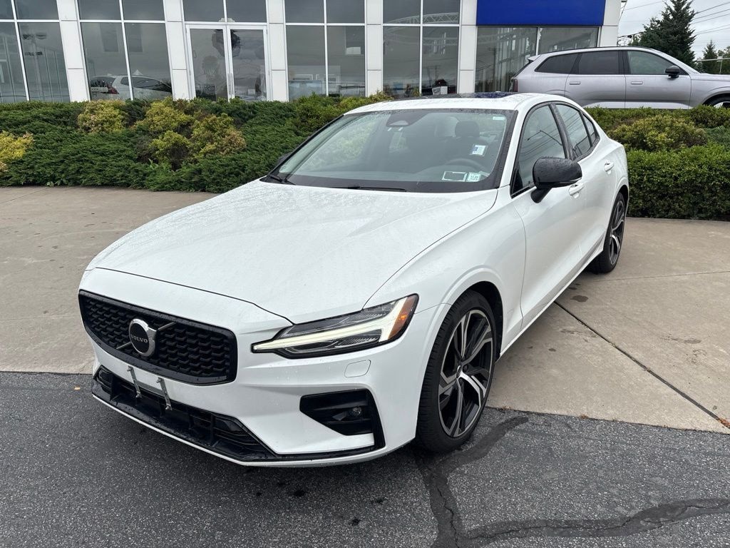 Certified 2024 Volvo S60 B5 Core Dark Theme Sedan