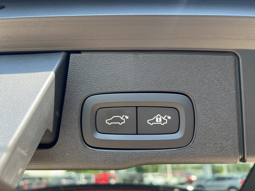 2024 Volvo XC60 Ultimate - Photo 32