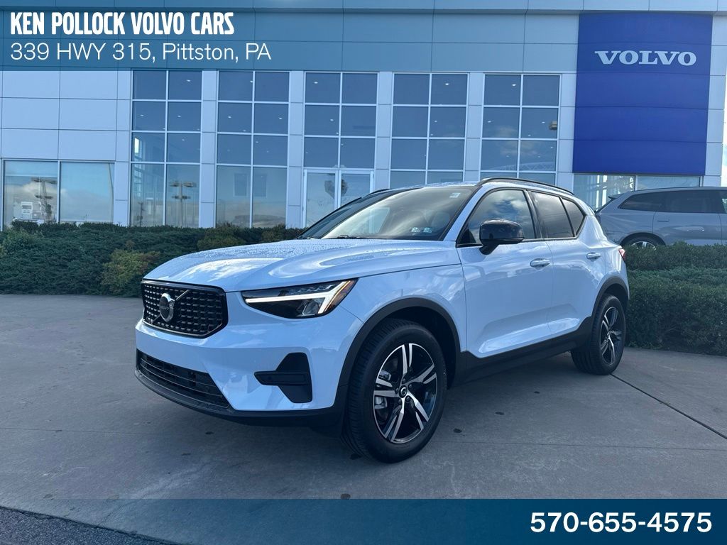 2026 Volvo XC40