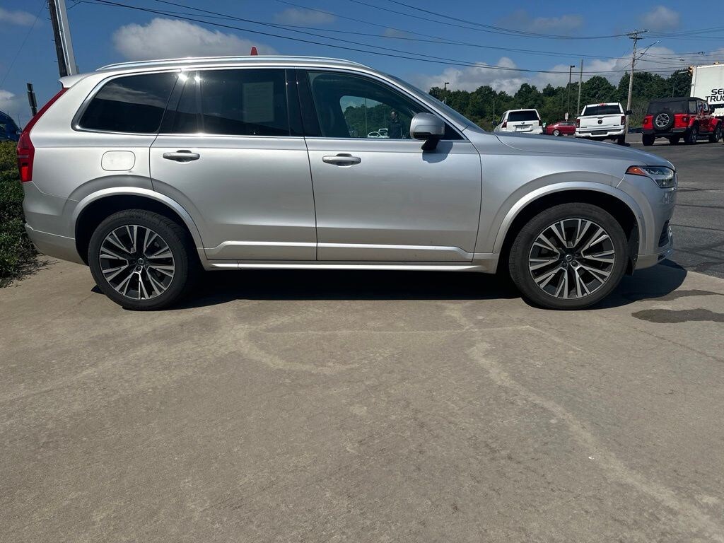 Used 2021 Volvo XC90 T5 Momentum SUV