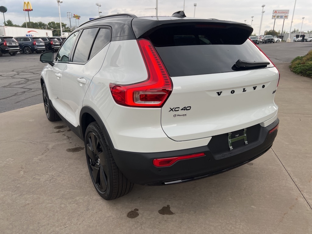 New 2026 Volvo XC40 B5 Ultra Black Edition SUV