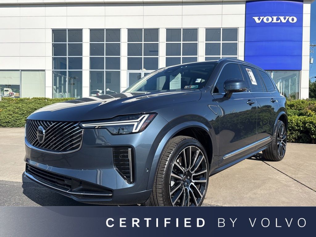 2025 Volvo XC90 B5 Plus Bright 6-Seater 4WD's photo