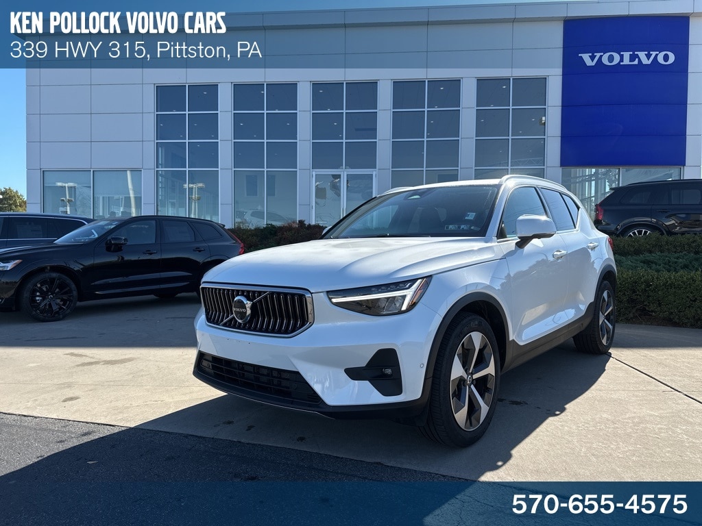 Certified 2025 Volvo XC40 B5 Plus Bright Theme SUV