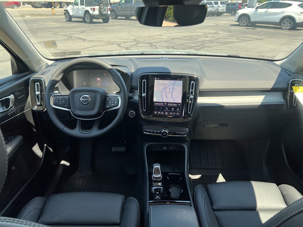 2026 Volvo XC40 Ultra - Photo 30