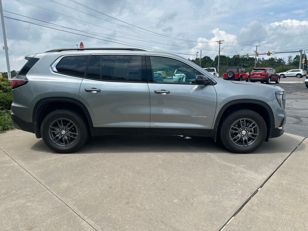 Used 2026 GMC Acadia Elevation SUV