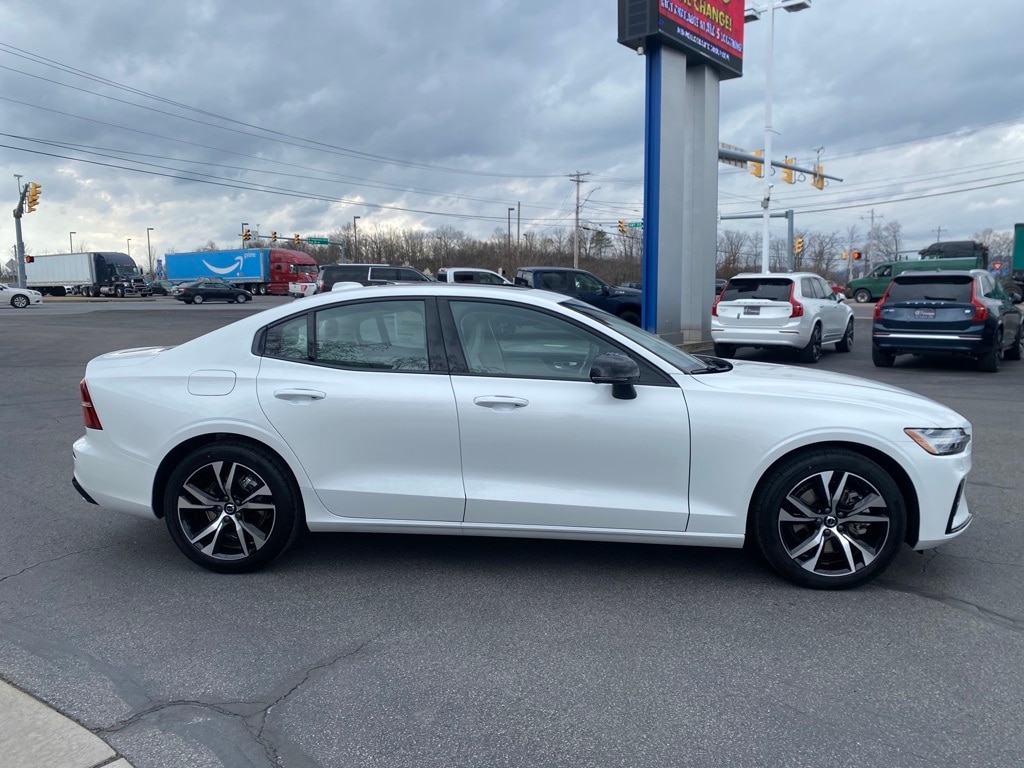 New 2024 Volvo S60 Near Scranton at Ken Pollock Volvo Cars Serving