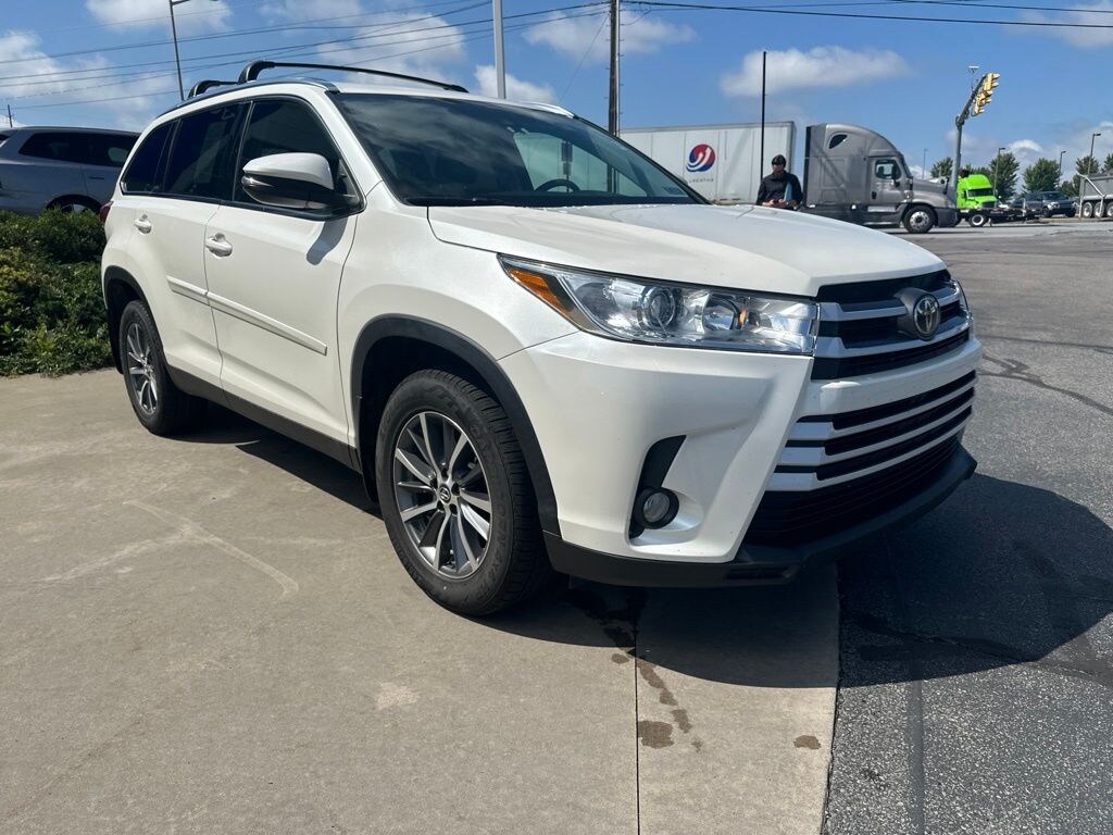 Used 2019 Toyota Highlander XLE SUV
