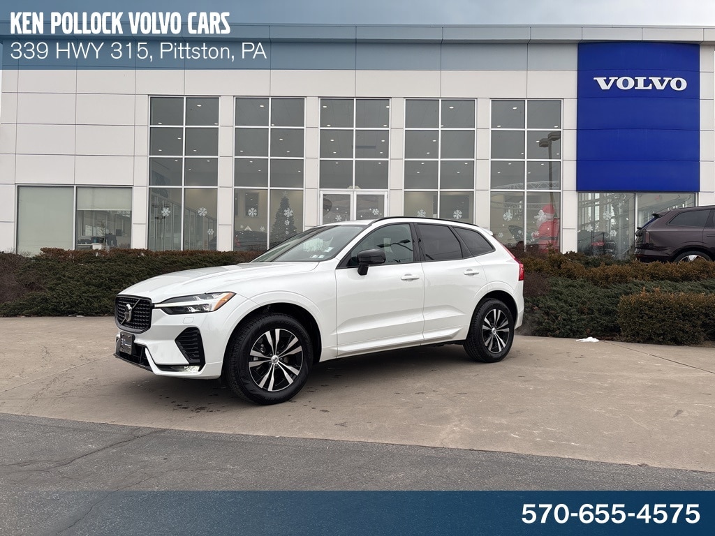 2025 Volvo XC60 Core's photo