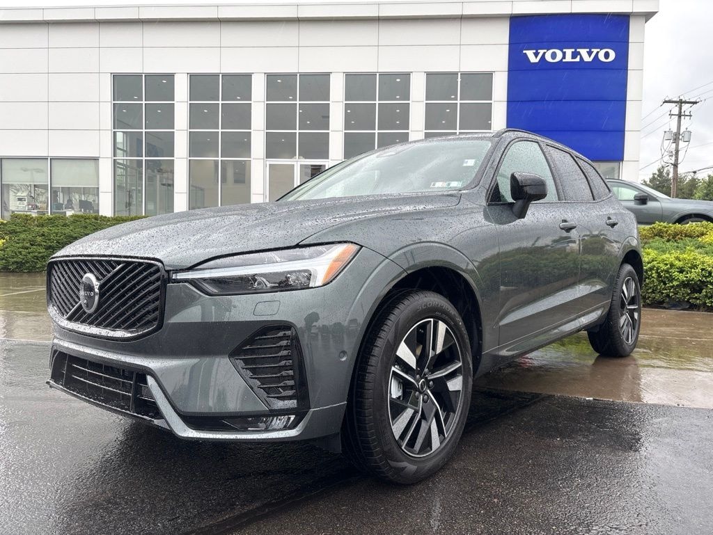 New 2026 Volvo XC60 B5 Plus SUV