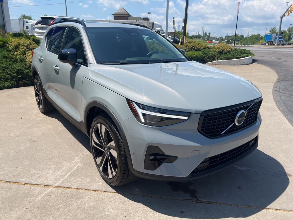 2026 Volvo XC40 Ultra - Photo 7
