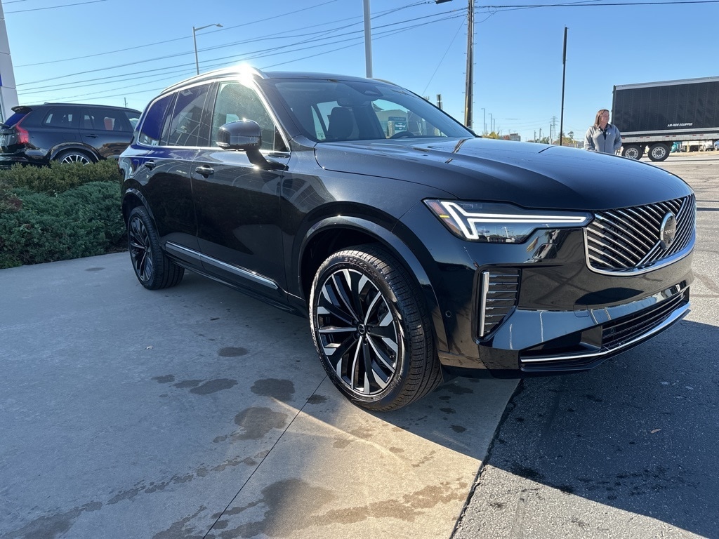 New 2026 Volvo XC90 B6 Plus 7-Seater SUV