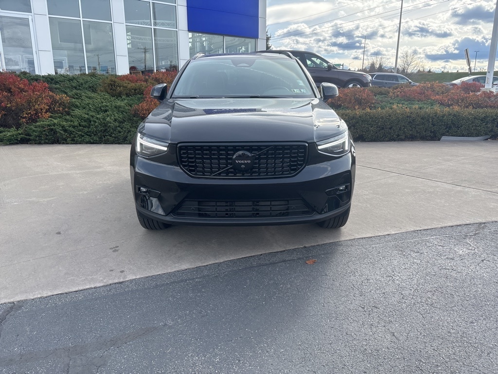 New 2026 Volvo XC40 B5 Ultra Black Edition SUV