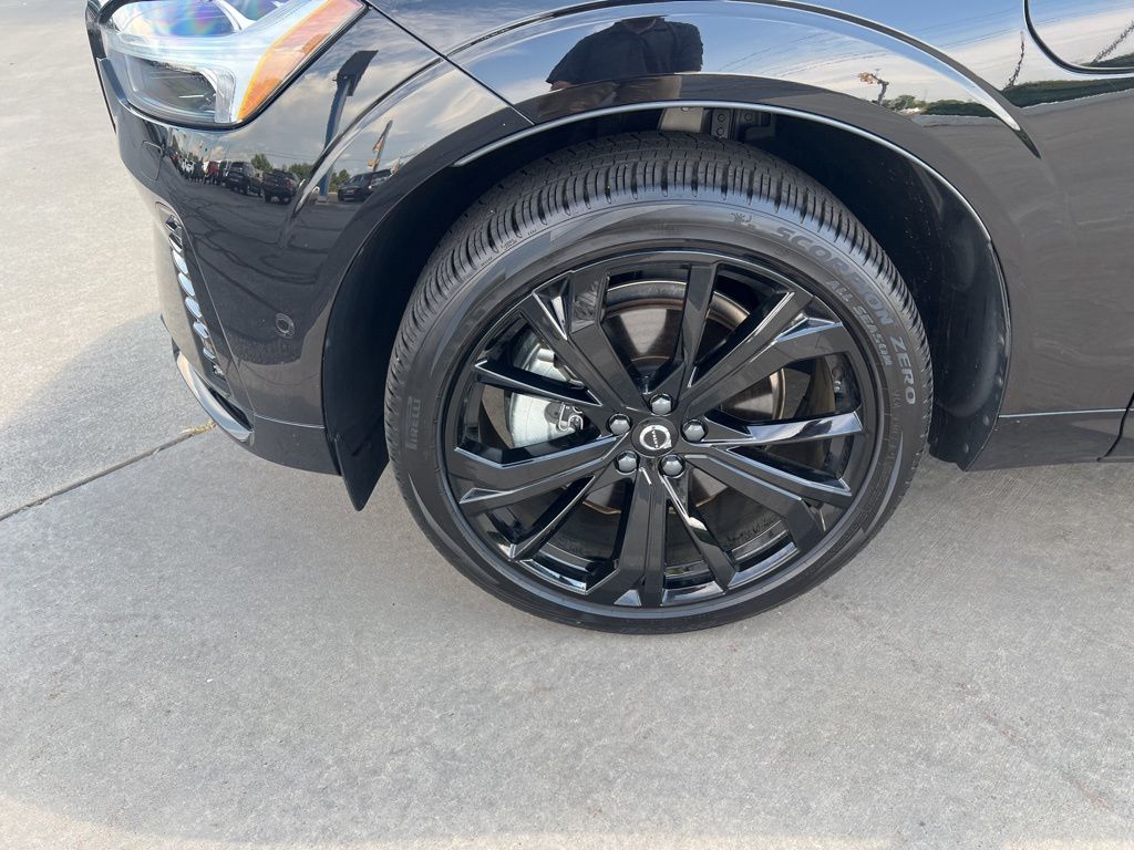 2024 Volvo XC60 Ultimate - Photo 9