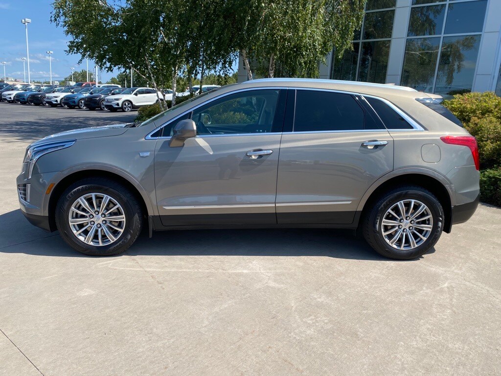 Used 2019 Cadillac XT5 Luxury with VIN 1GYKNDRS9KZ101231 for sale in Pittston, PA