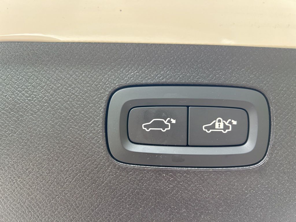 2022 Volvo XC90 Inscription - Photo 34