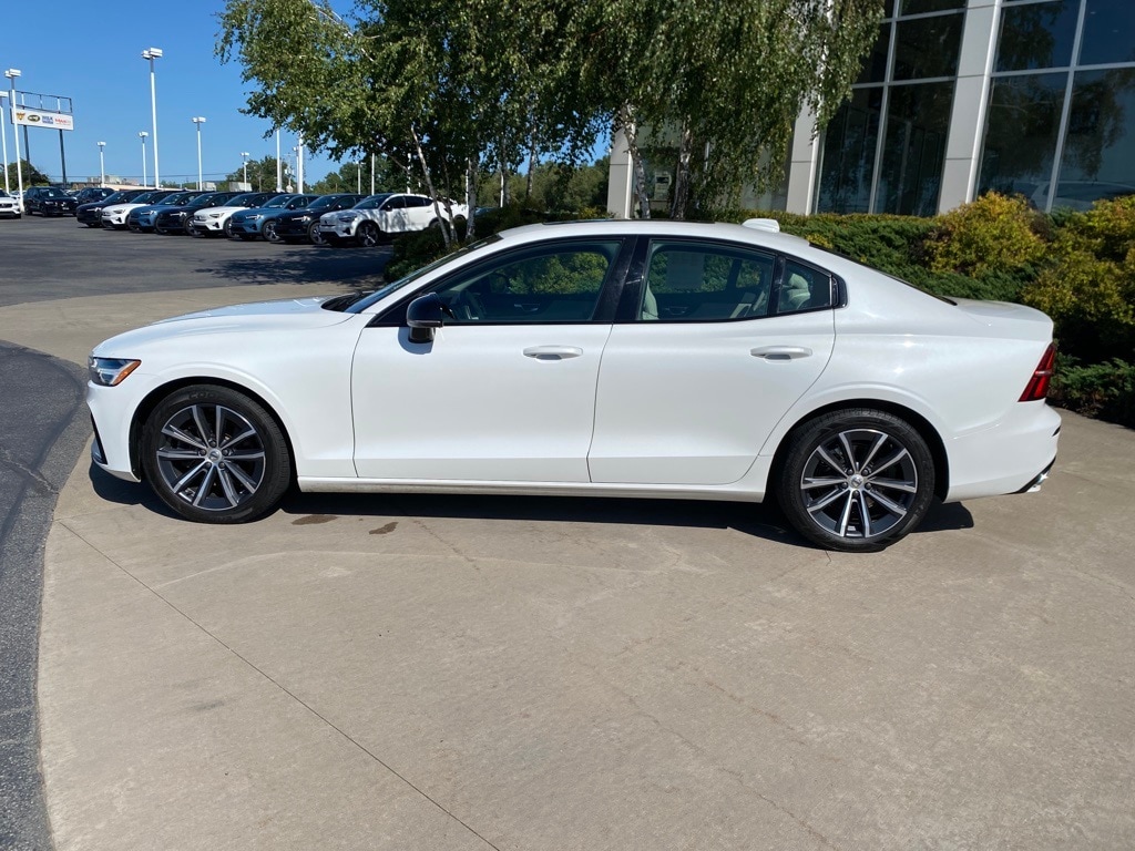 Used 2021 Volvo S60 Momentum with VIN 7JR102FZ3MG118435 for sale in Pittston, PA