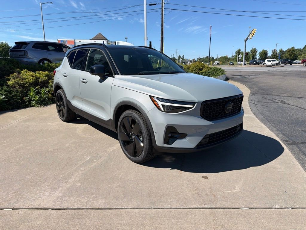 New 2026 Volvo XC40 B5 Ultra Black Edition SUV