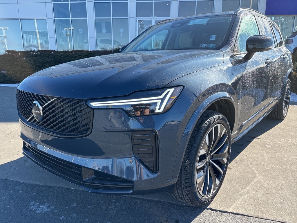 New 2026 Volvo XC90 B6 Ultra Dark Theme 6-Seater SUV