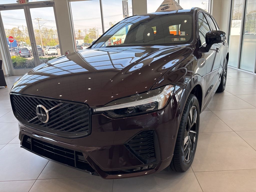 New 2026 Volvo XC60 B5 Plus SUV
