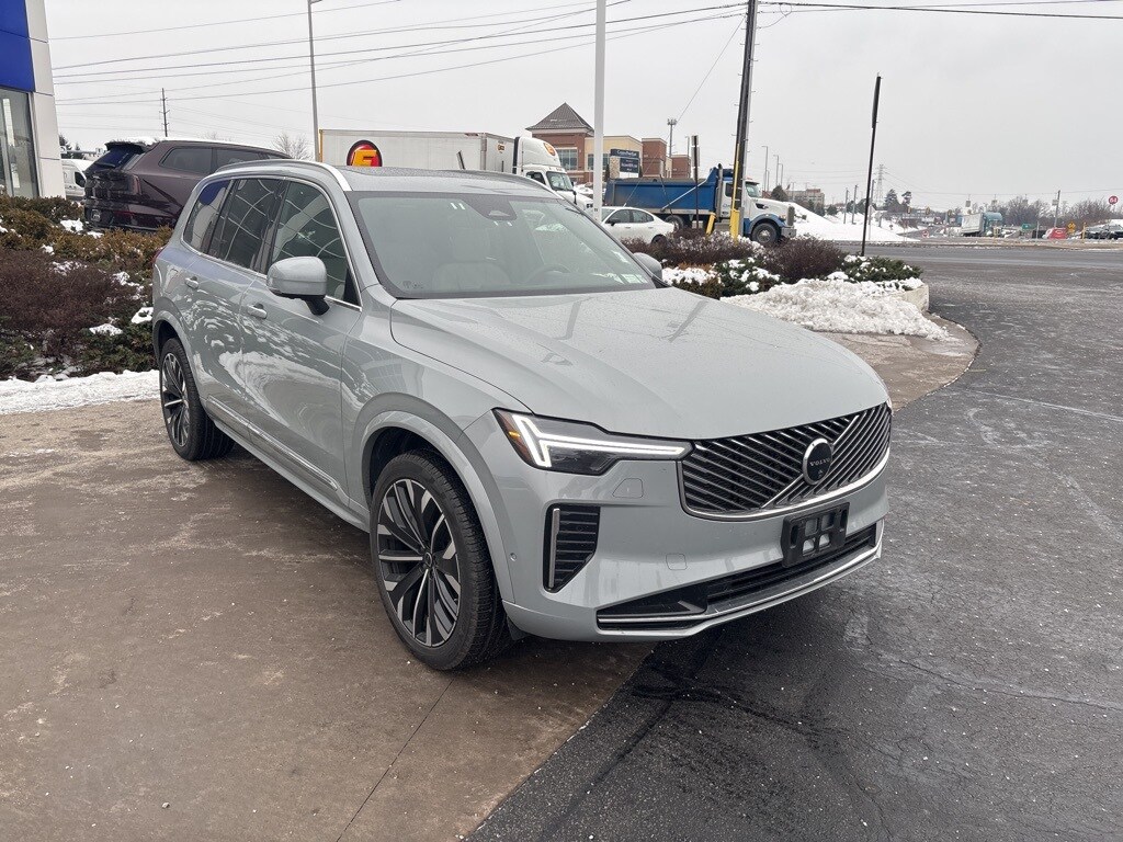 Certified 2025 Volvo XC90 B5 Plus SUV