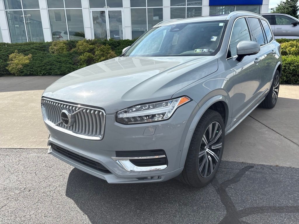 Certified 2025 Volvo XC90 B6 Plus 7-Seater SUV