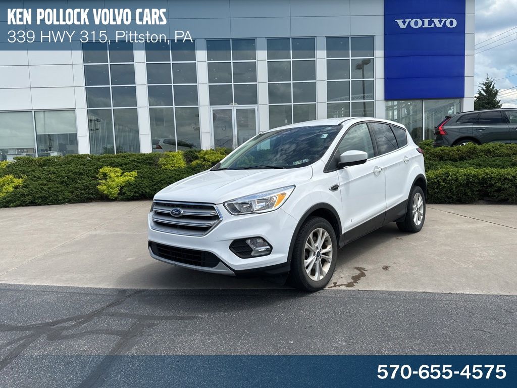 2019 Ford Escape SE 4WD's photo