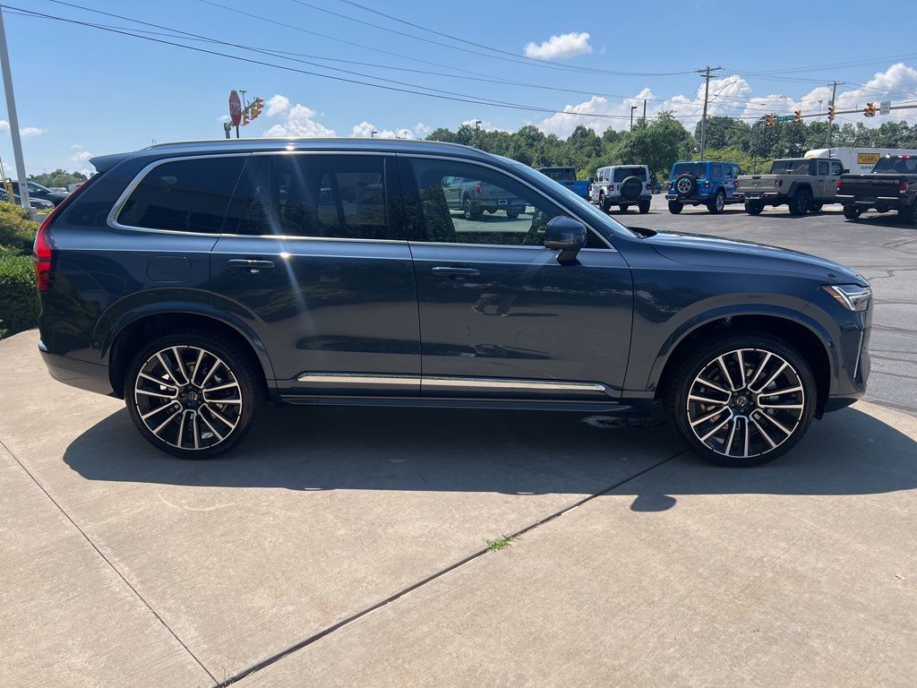 2026 Volvo XC90 Plus - Photo 6