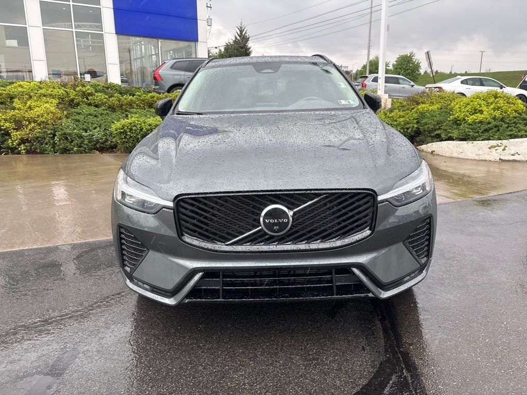 New 2026 Volvo XC60 B5 Plus SUV