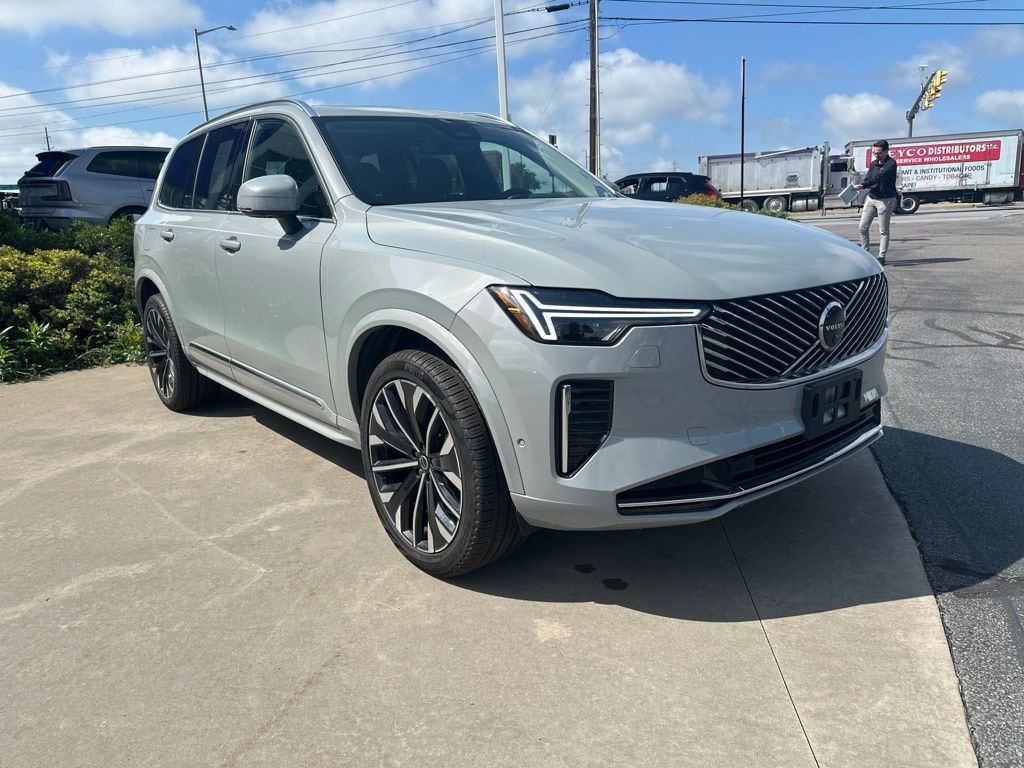 Certified 2026 Volvo XC90 B6 Plus 7-Seater SUV