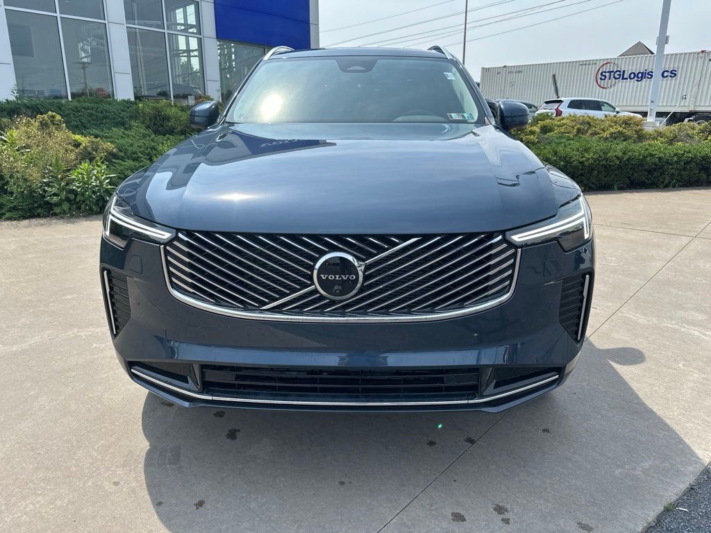 New 2026 Volvo XC90 B6 Plus 7-Seater SUV