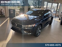 2026 Volvo V60 Cross Country B5 Plus Wagon