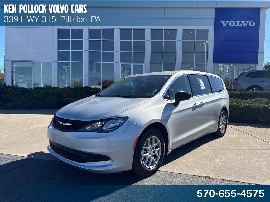 2024 Chrysler Voyager