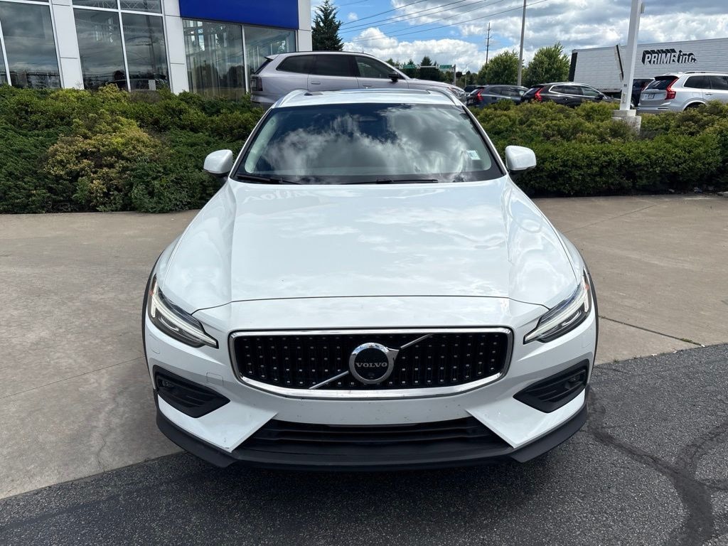 Used 2024 Volvo V60 Cross Country B5 Plus Wagon