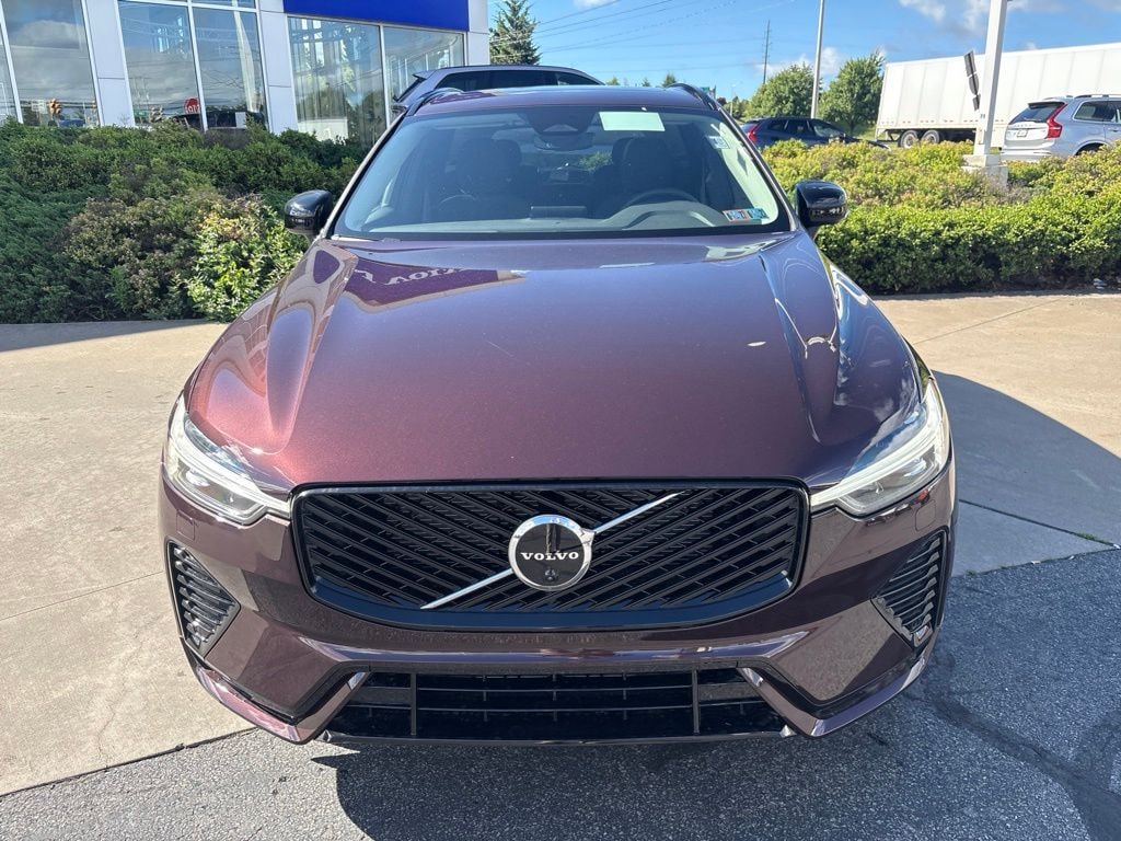 New 2026 Volvo XC60 B5 Plus SUV