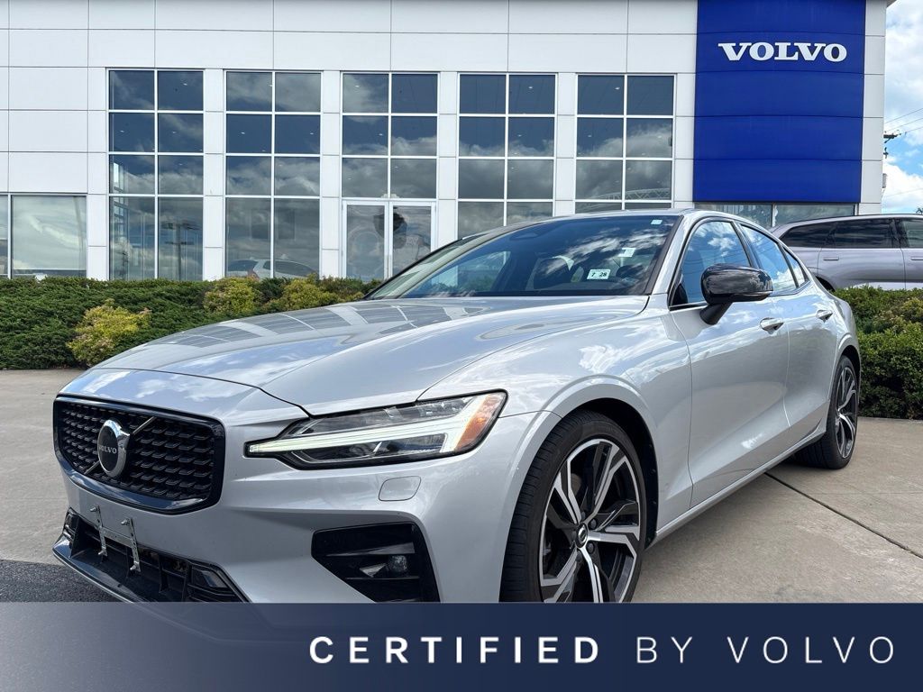 2024 Volvo S60 Sedan 