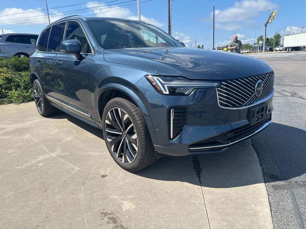 Certified 2026 Volvo XC90 B6 Plus 7-Seater SUV