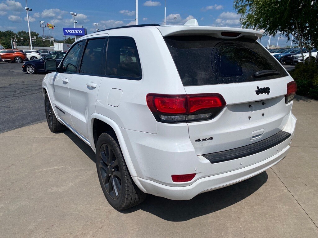 Used 2022 Jeep Grand Cherokee WK Laredo X with VIN 1C4RJFAG1NC119345 for sale in Pittston, PA