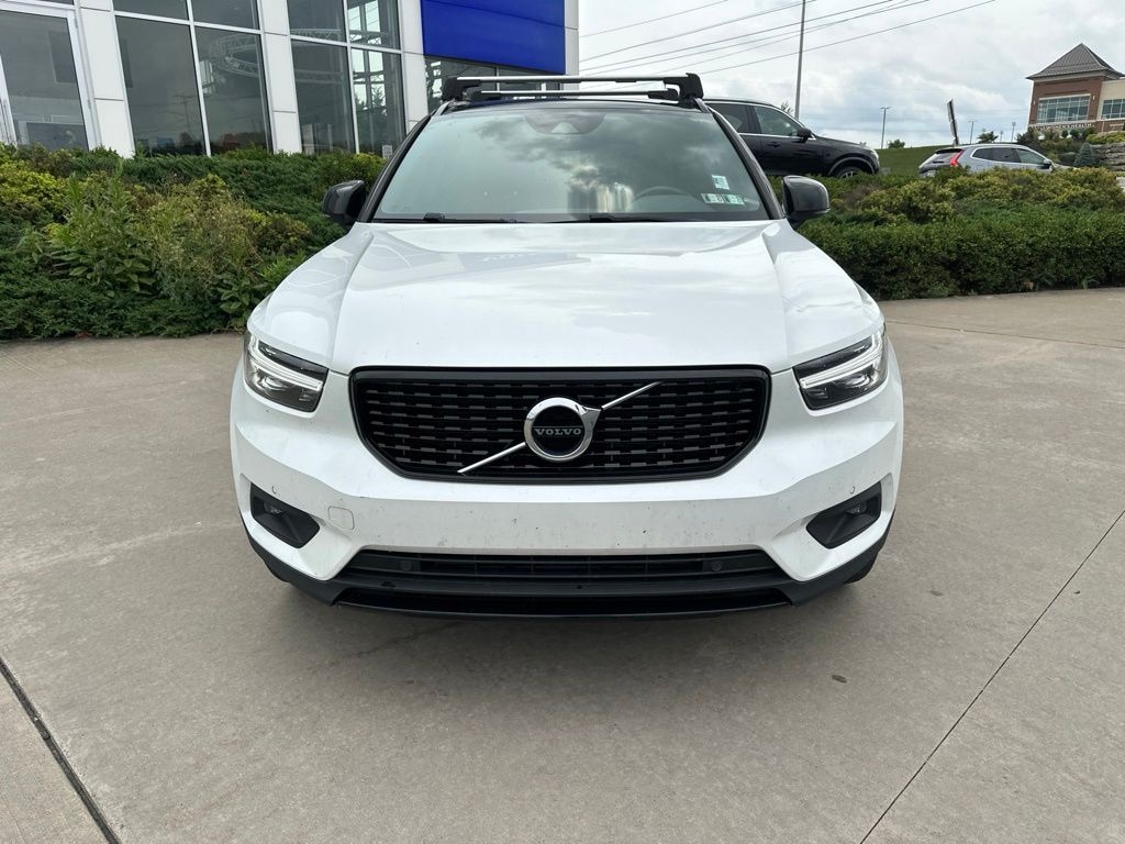 Used 2020 Volvo XC40 R-Design SUV