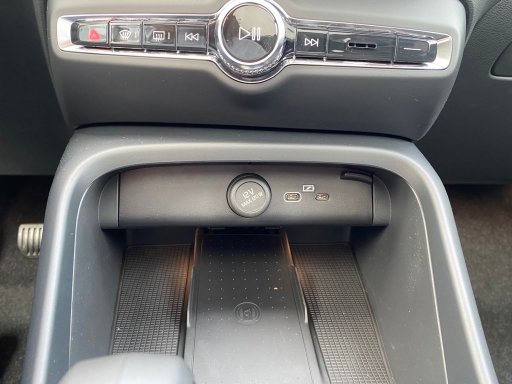Volvo Xc40 Wireless Charging New 2023 Volvo XC40 Recharge Pure