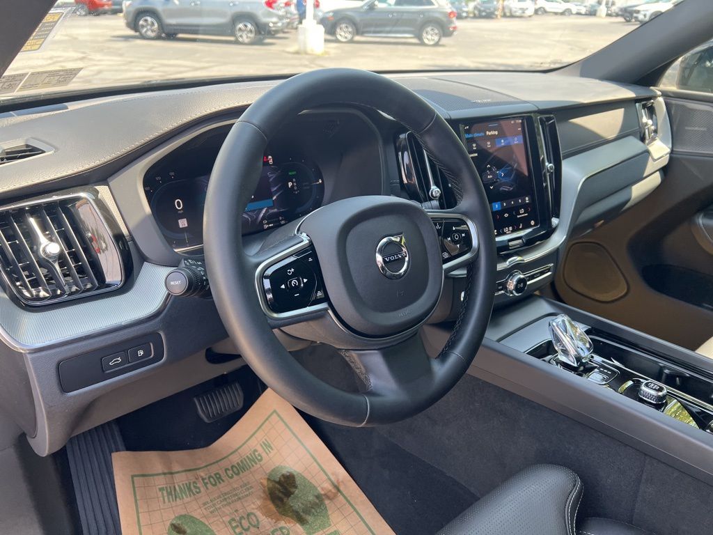 2024 Volvo XC60 Ultimate - Photo 14