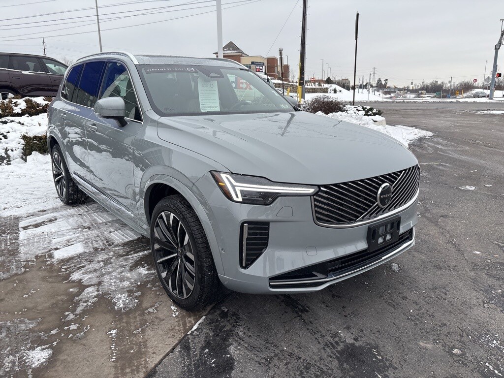 Certified 2025 Volvo XC90 B6 Plus 7-Seater SUV