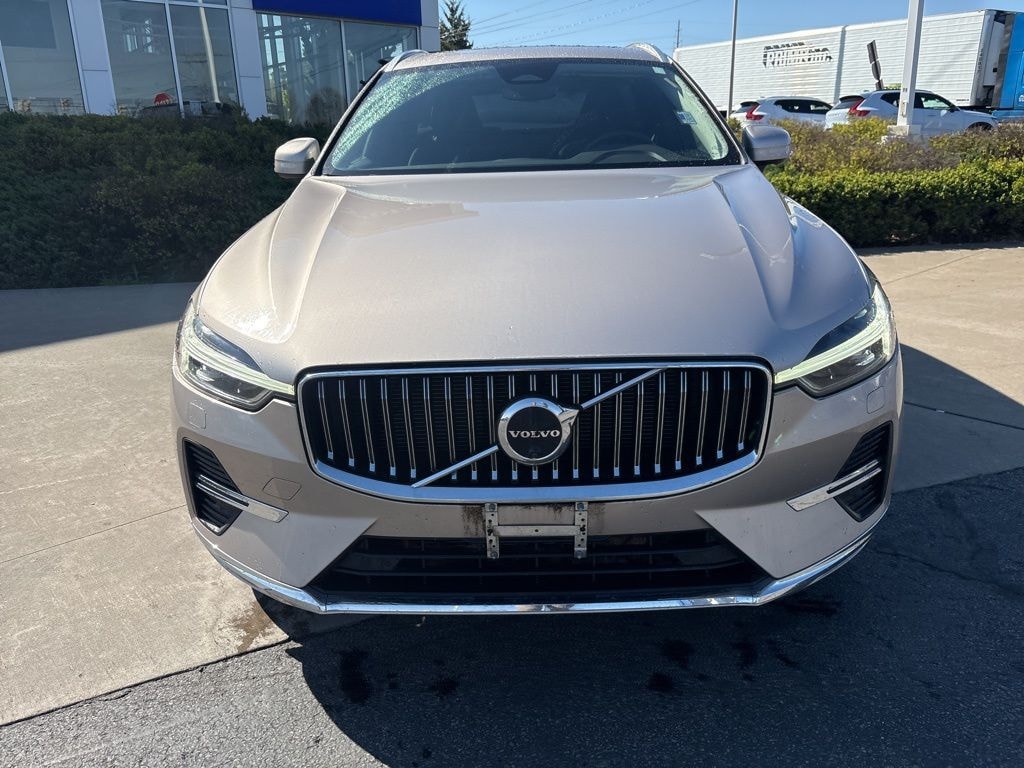 Used 2023 Volvo XC60 B5 Plus Bright Theme SUV