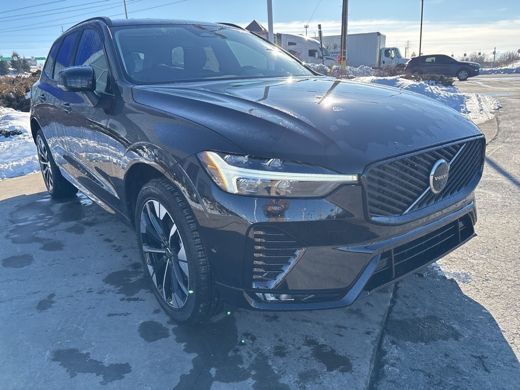 New 2026 Volvo XC60 B5 Plus SUV
