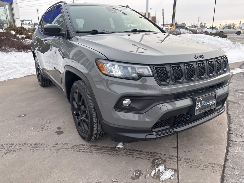 Used 2023 Jeep Compass Altitude SUV