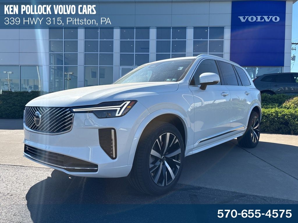 2026 Volvo XC90 B5 Core Bright 4WD's photo