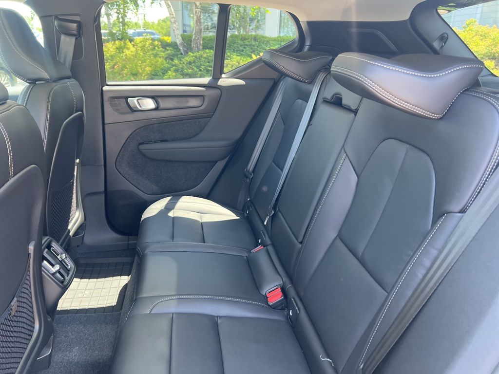 2026 Volvo XC40 Ultra - Photo 29