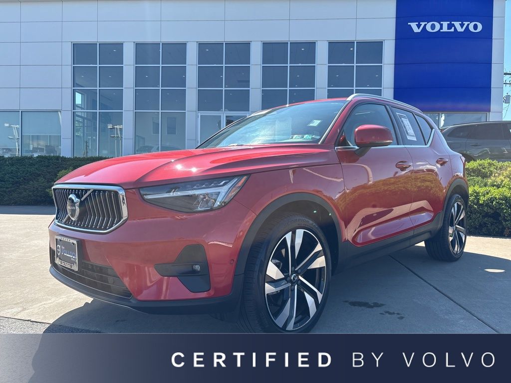 2023 Volvo XC40 B5 Plus Bright AWD's photo