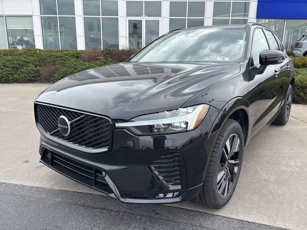 New 2026 Volvo XC60 B5 Core SUV