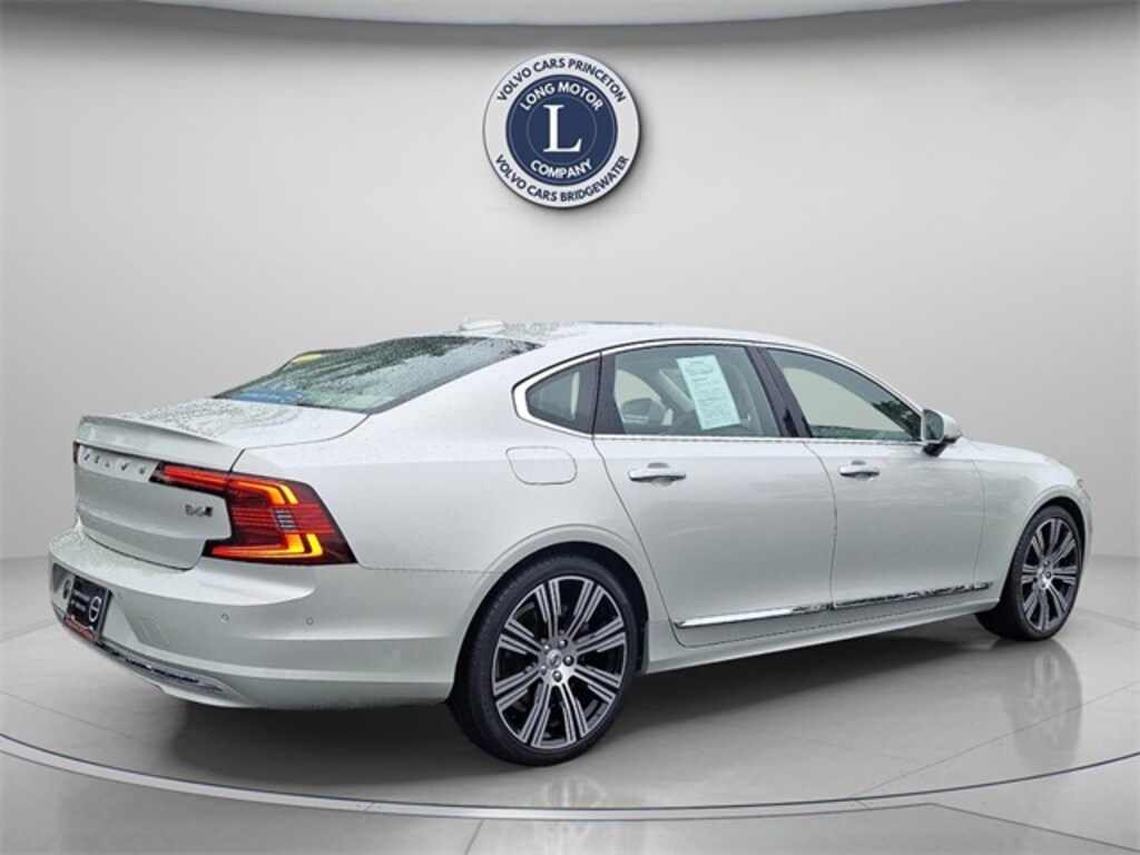 Certified 2022 Volvo S90 B6 AWD Inscription Sedan
