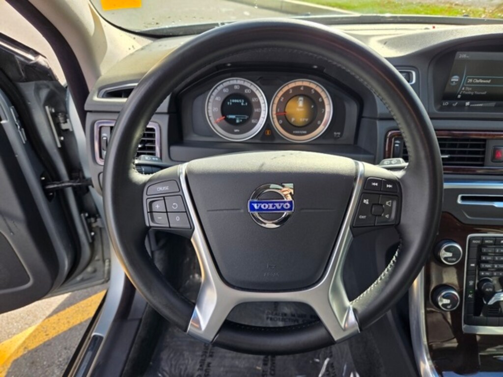 Used 2013 Volvo XC70 3.2 Wagon